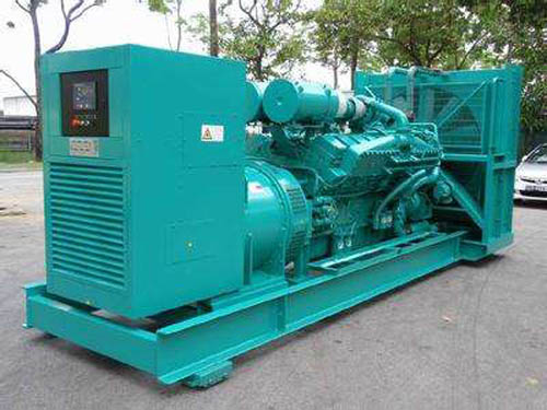 梨树如何选择适合 100KW 发电机的电缆长度?