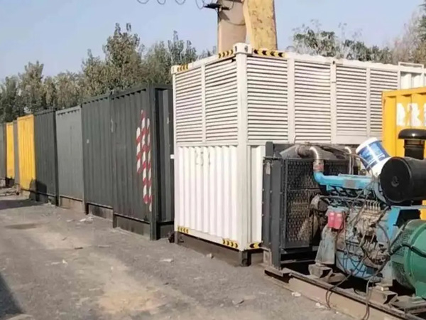 梨树200KW柴油发电机机组每小时油耗是多少?